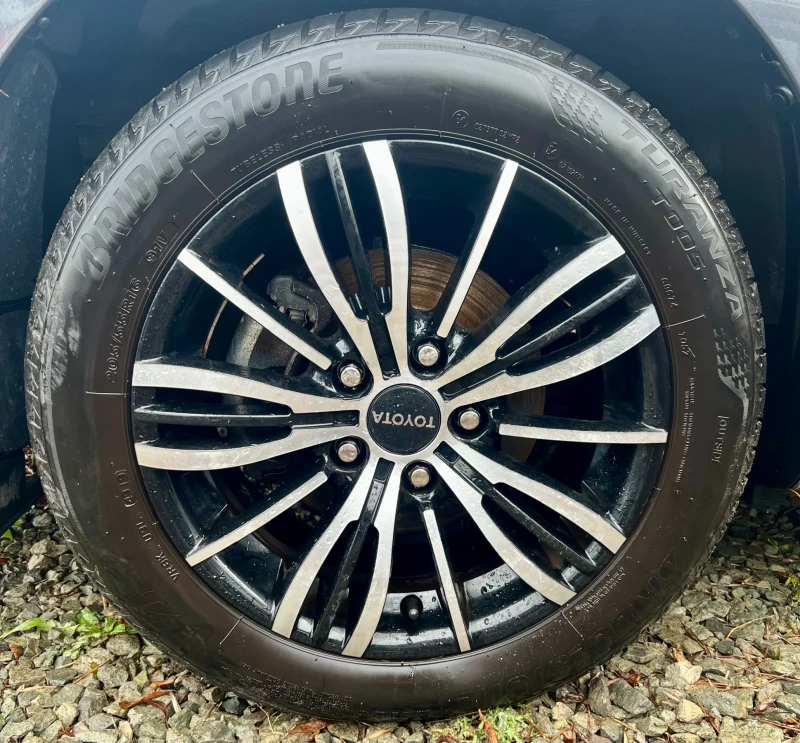 Toyota Auris 1.3 88 000 км, снимка 5 - Автомобили и джипове - 53000441