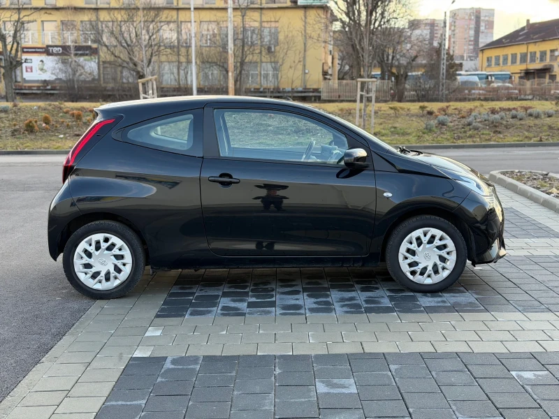 Toyota Aygo, снимка 6 - Автомобили и джипове - 53297450