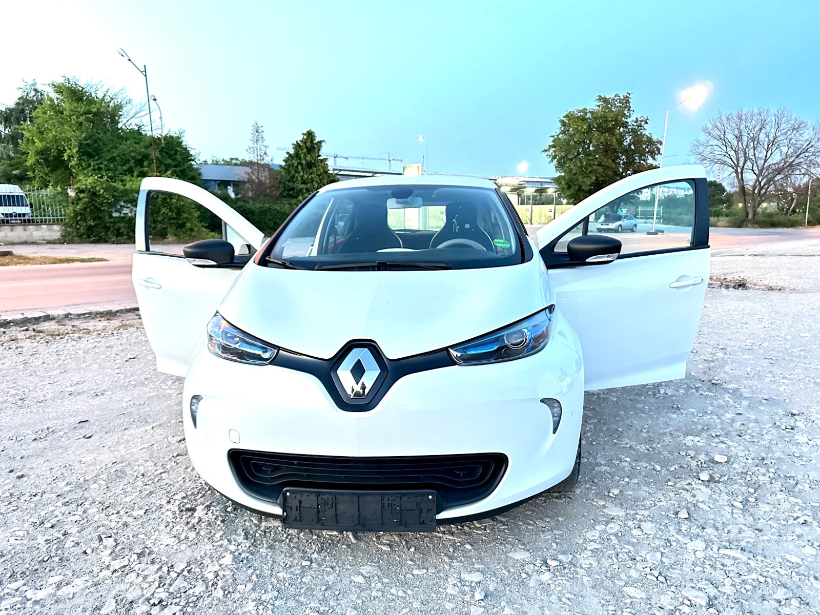 Renault Zoe R90 | Mobile.bg   1