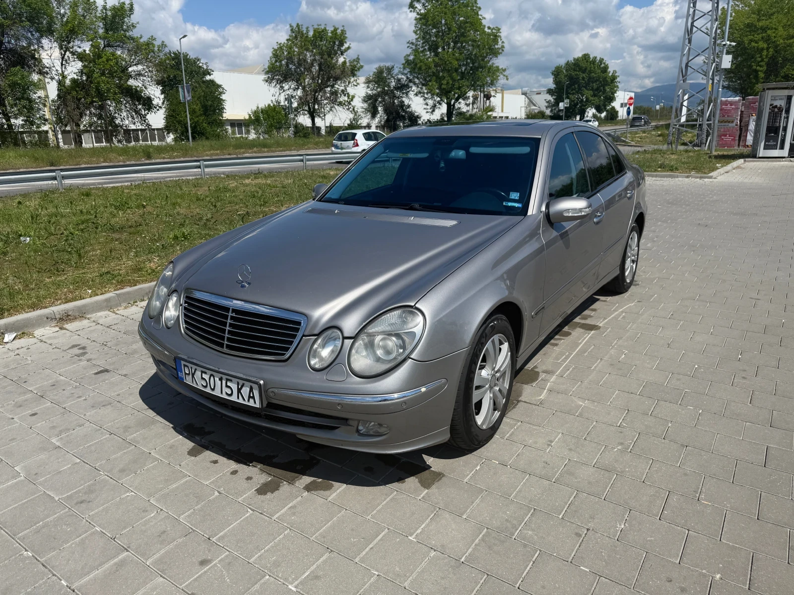 Mercedes-Benz E 270 2.7 Cdi - изображение 4