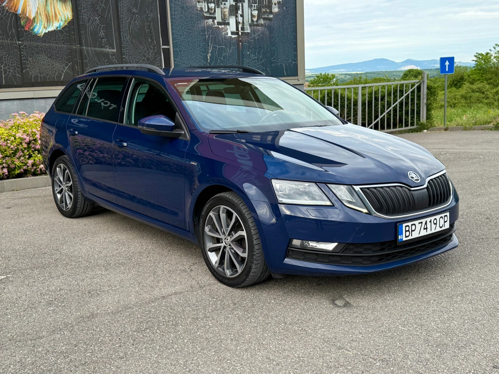 Skoda Octavia * 2.0TDI* 150кс* DSG* LED* Distronic*  - изображение 3