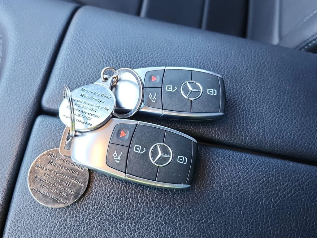 Mercedes-Benz CL  - изображение 8