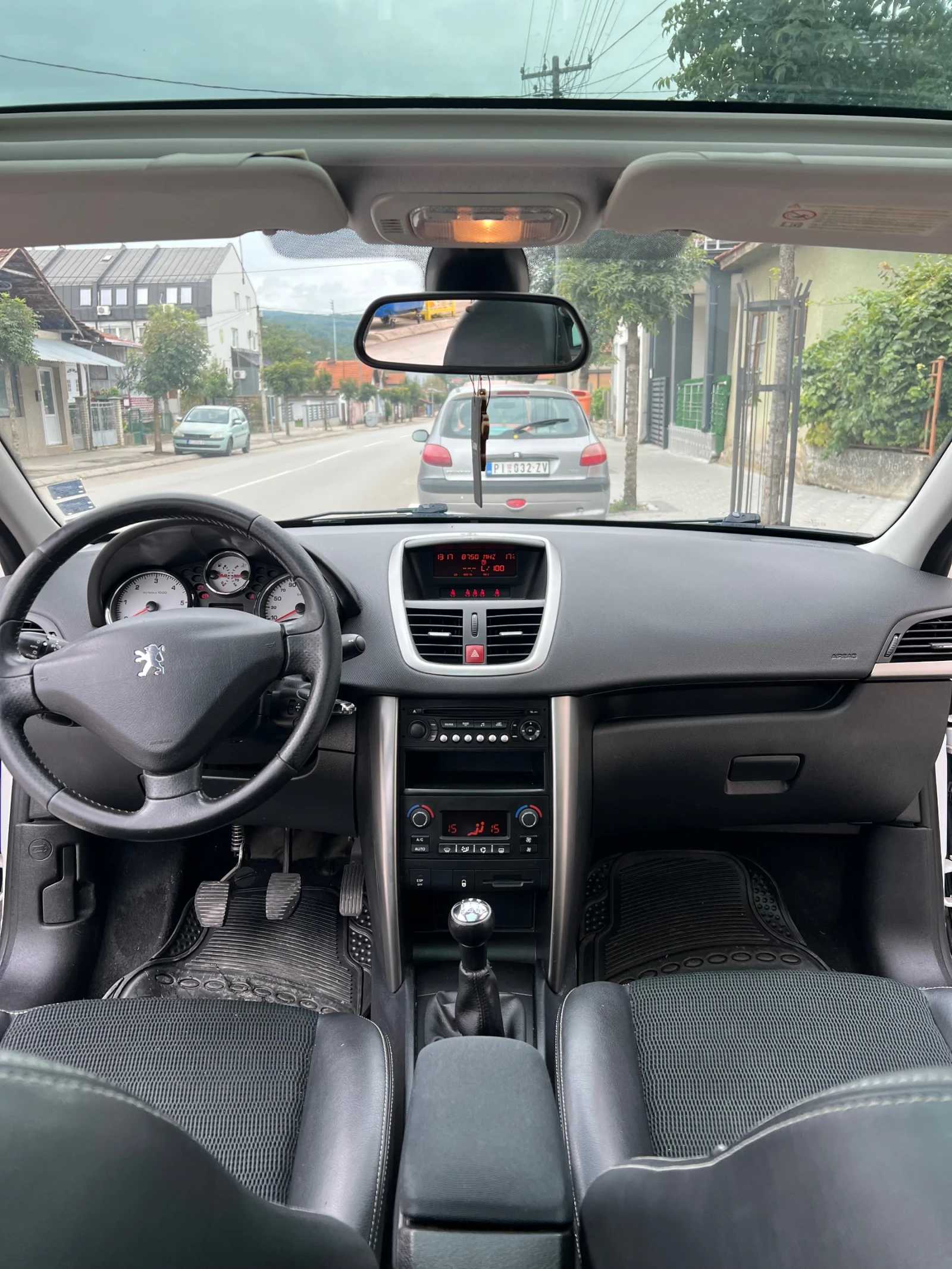 Peugeot 207  - изображение 5