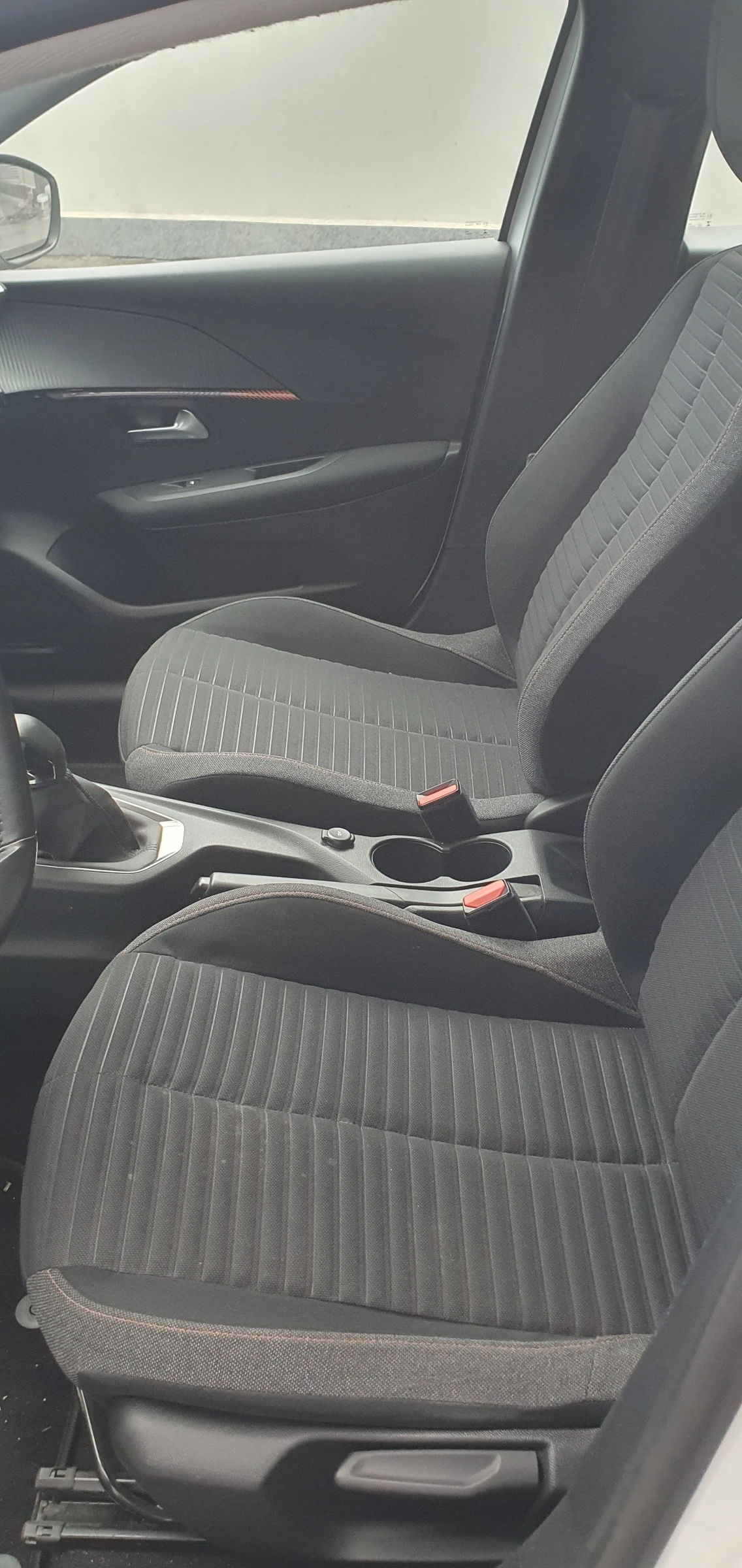 Peugeot 208 | Mobile.bg   8