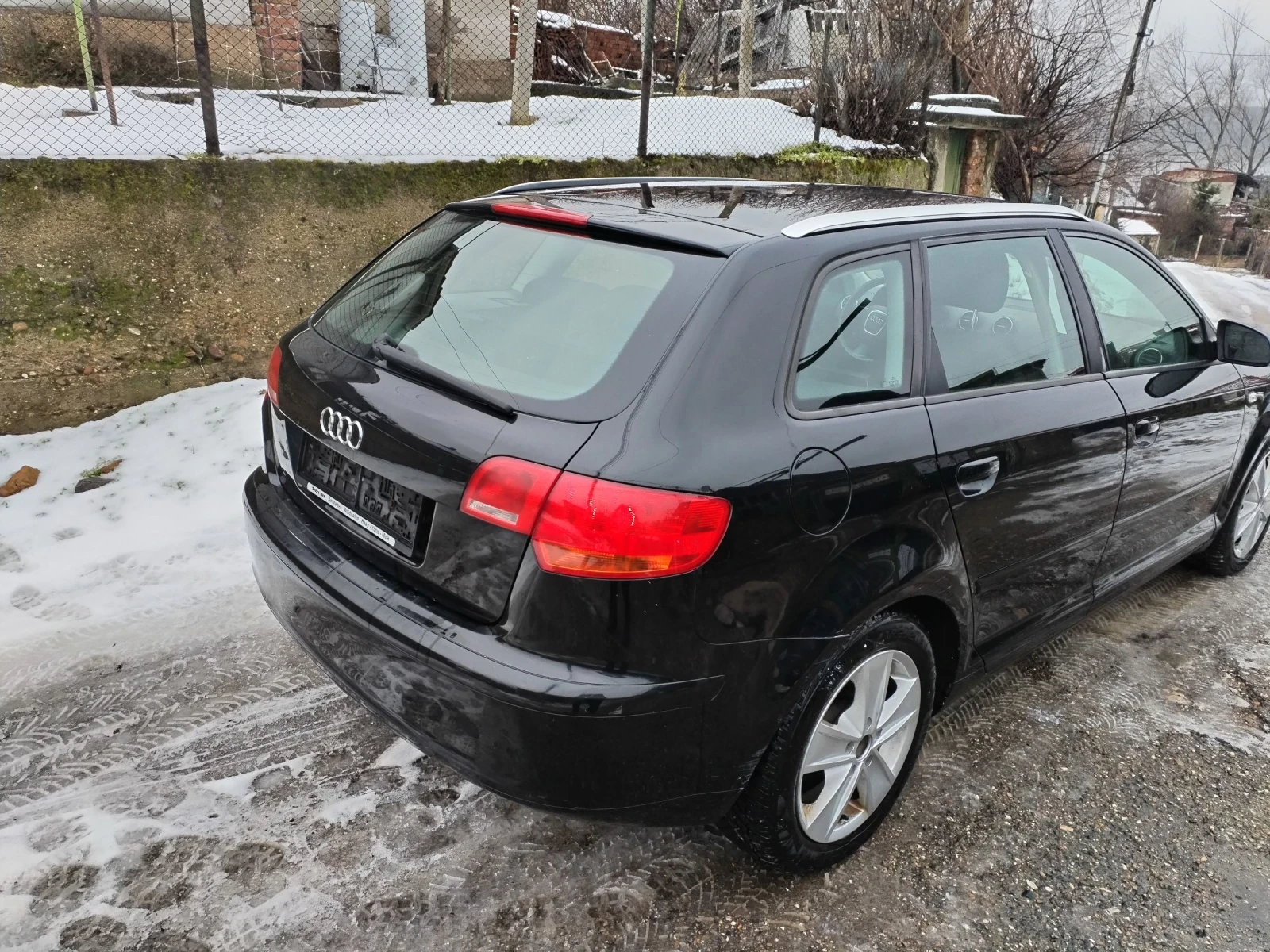 Audi A3 1.9 TDI SPORTBACK - изображение 8