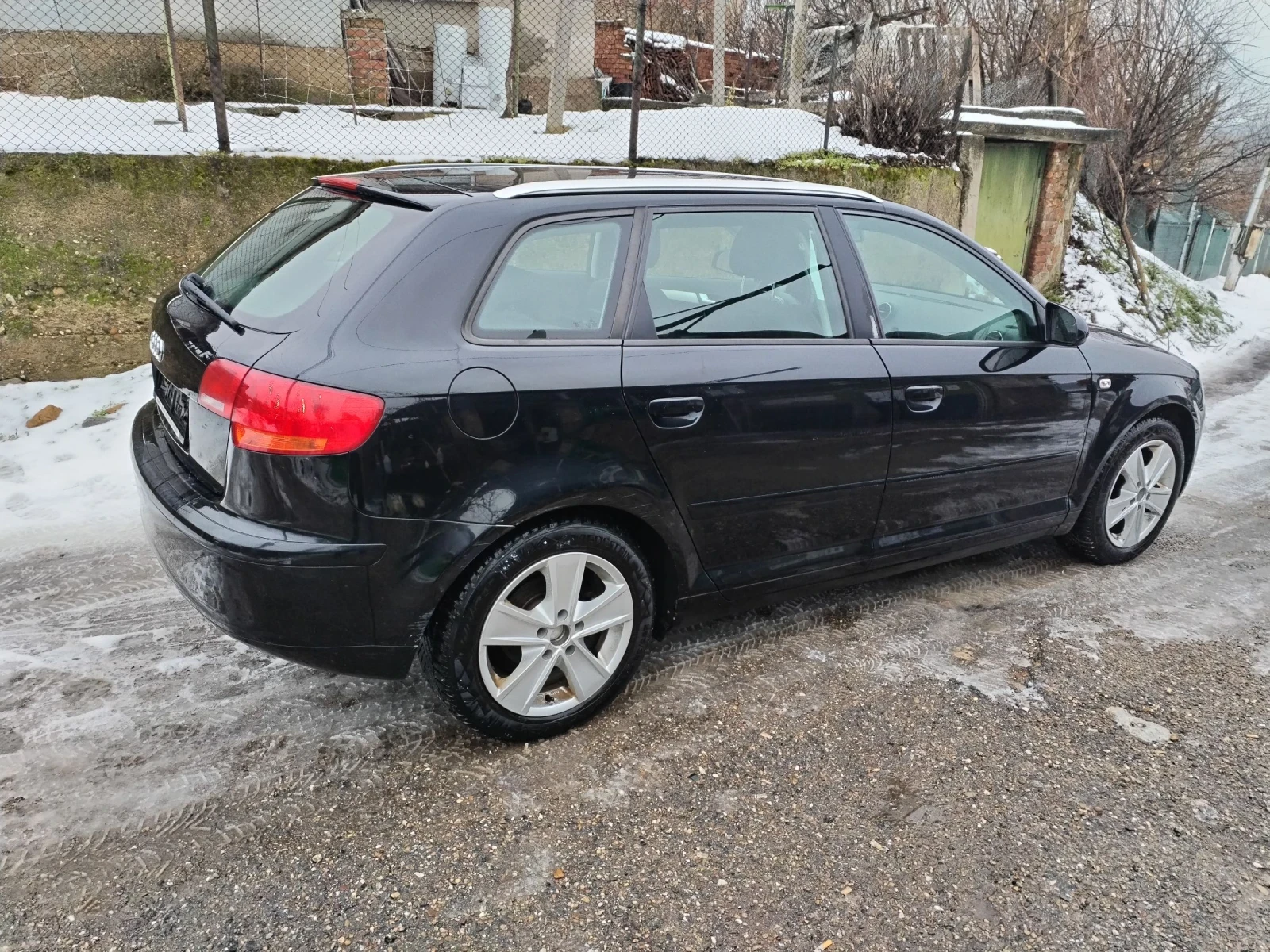 Audi A3 1.9 TDI SPORTBACK - изображение 7