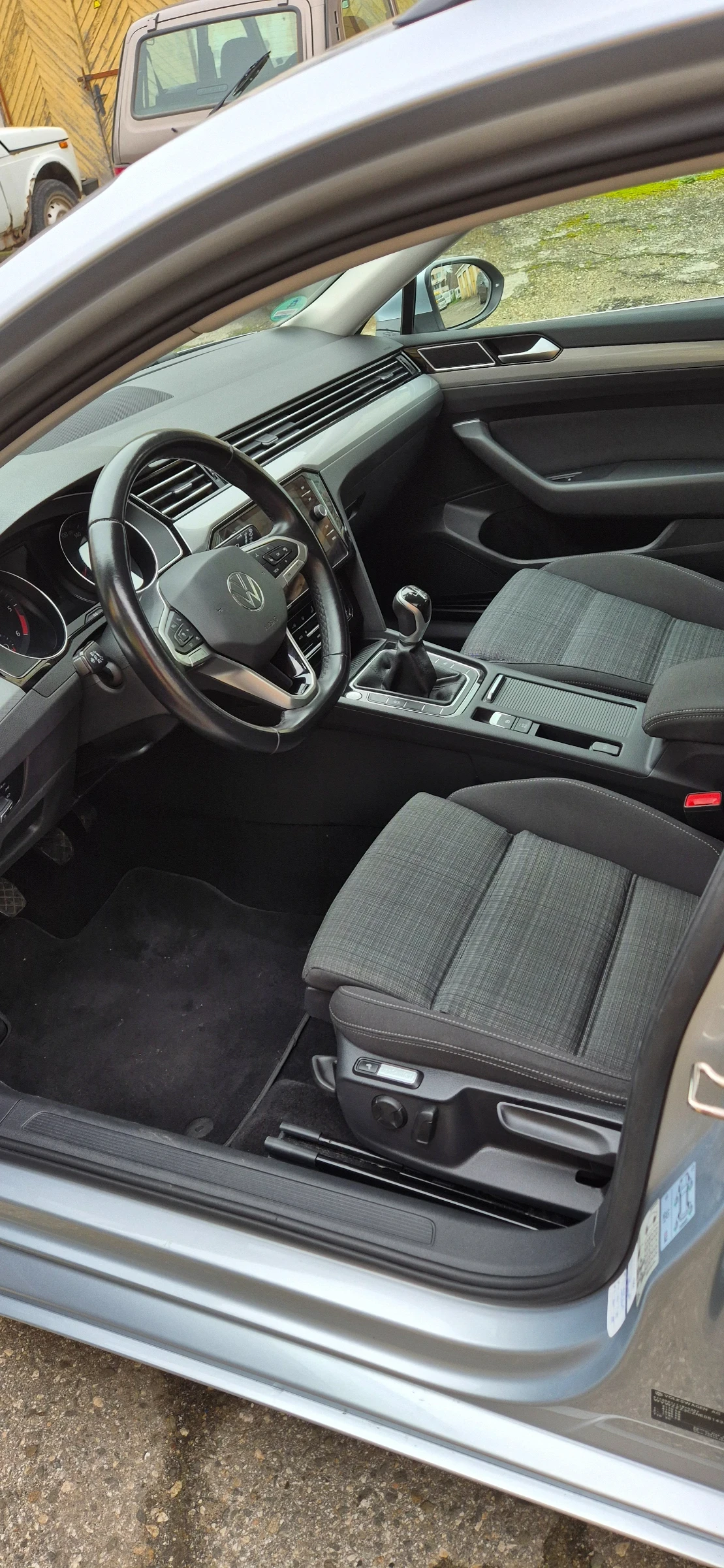 VW Passat B8.5 2.0TDI 150PS Business  - изображение 7