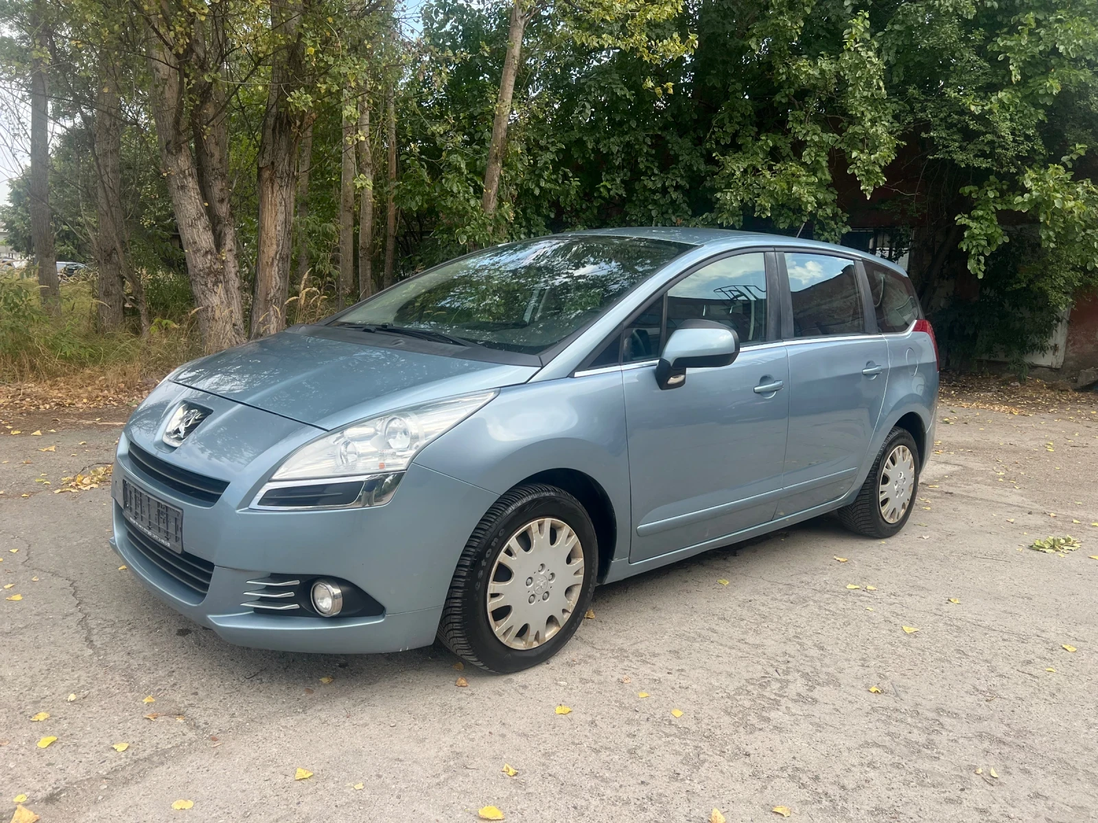 Peugeot 5008, снимка 2 - Автомобили и джипове - 53770827