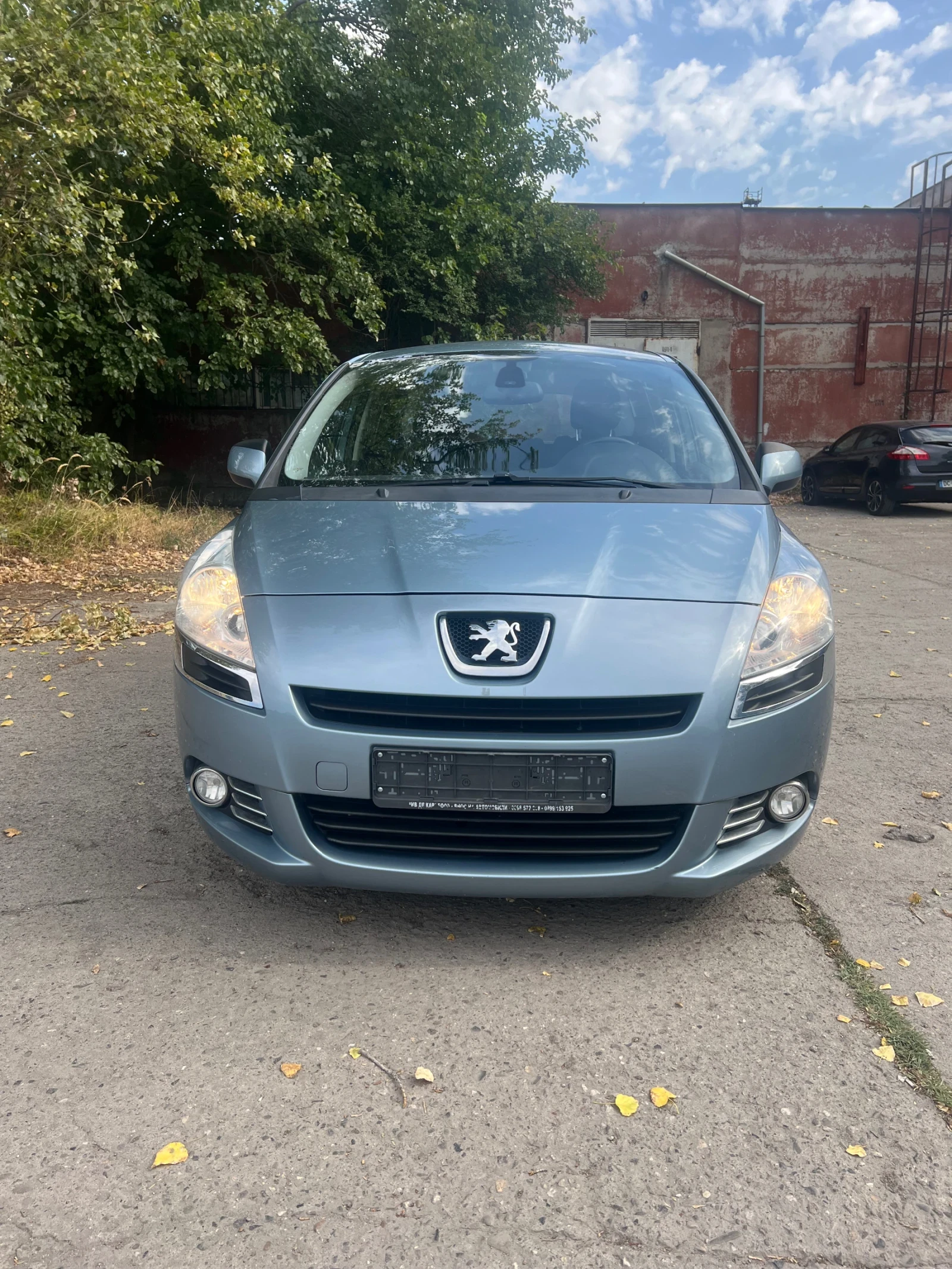 Peugeot 5008, снимка 8 - Автомобили и джипове - 53770827