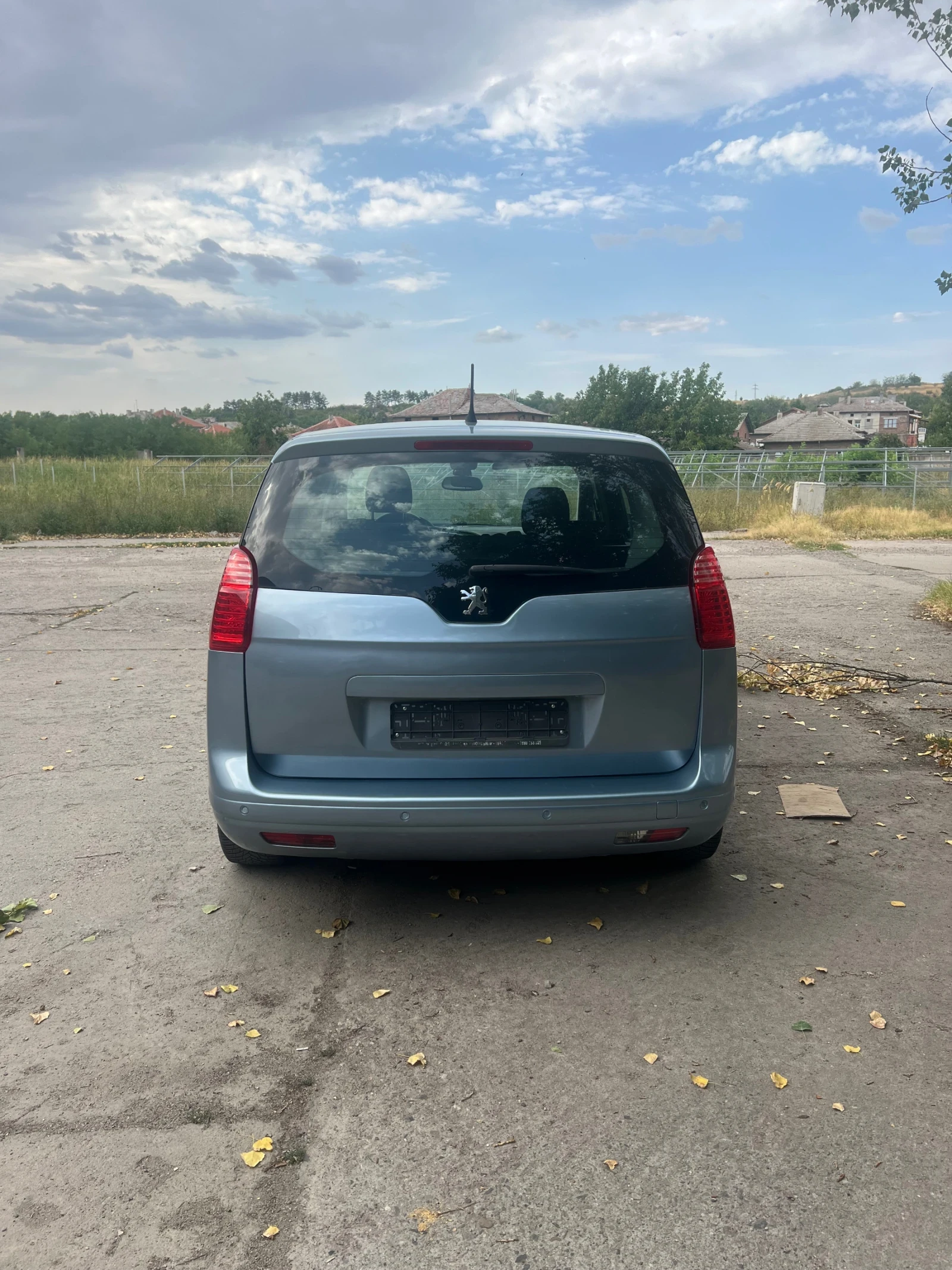 Peugeot 5008, снимка 7 - Автомобили и джипове - 53770827