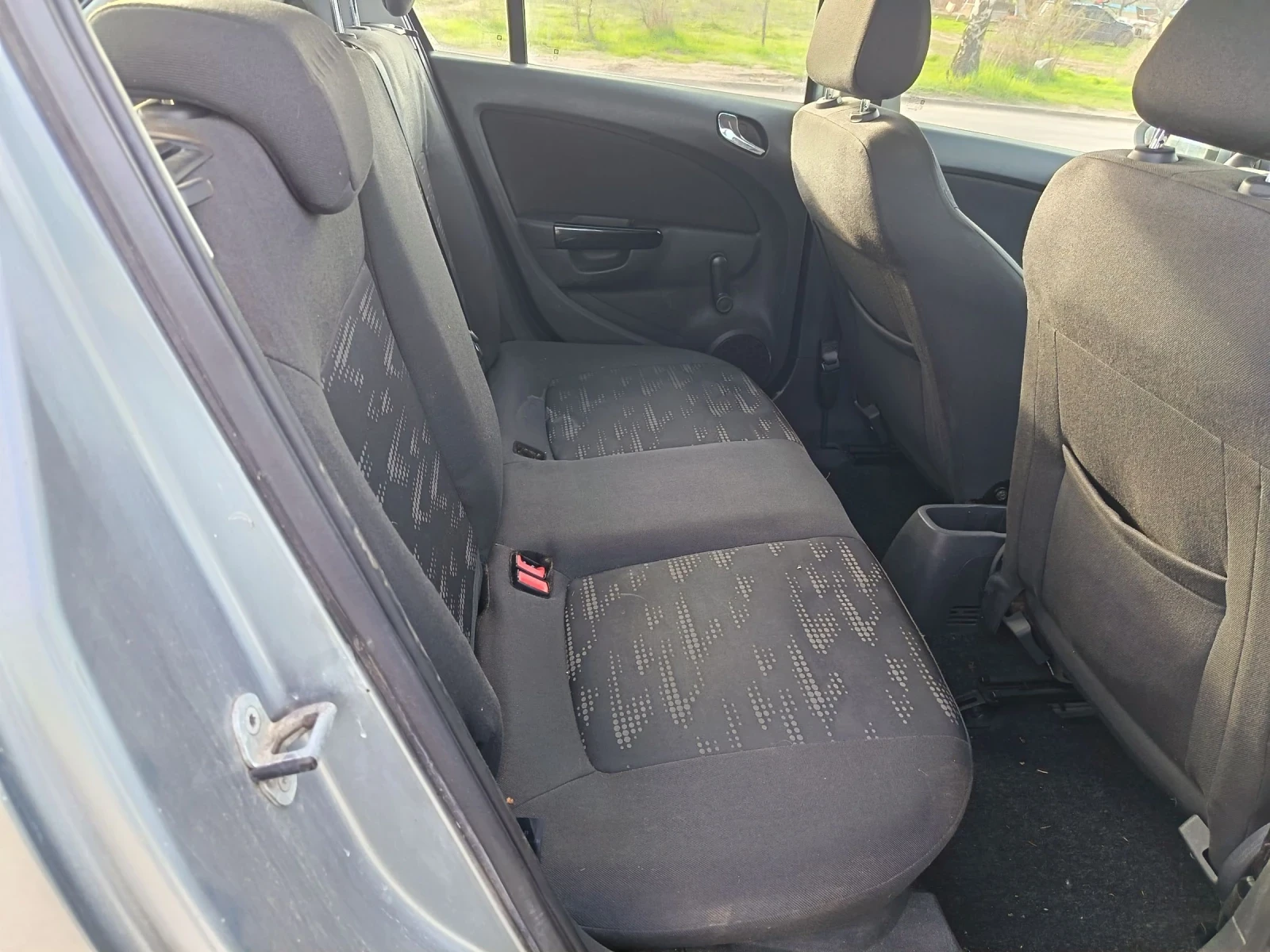 Opel Corsa 1.2, снимка 8 - Автомобили и джипове - 54132905