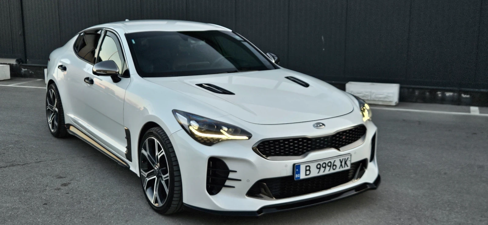 Kia Stinger Европейка, 3.3 бензин, BASTUCK без аналог , ТОП !!