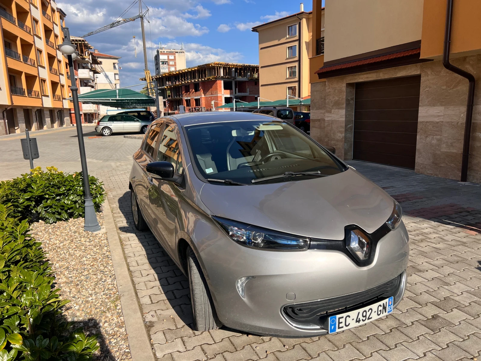 Renault Zoe 22kW, снимка 2 - Автомобили и джипове - 54313733