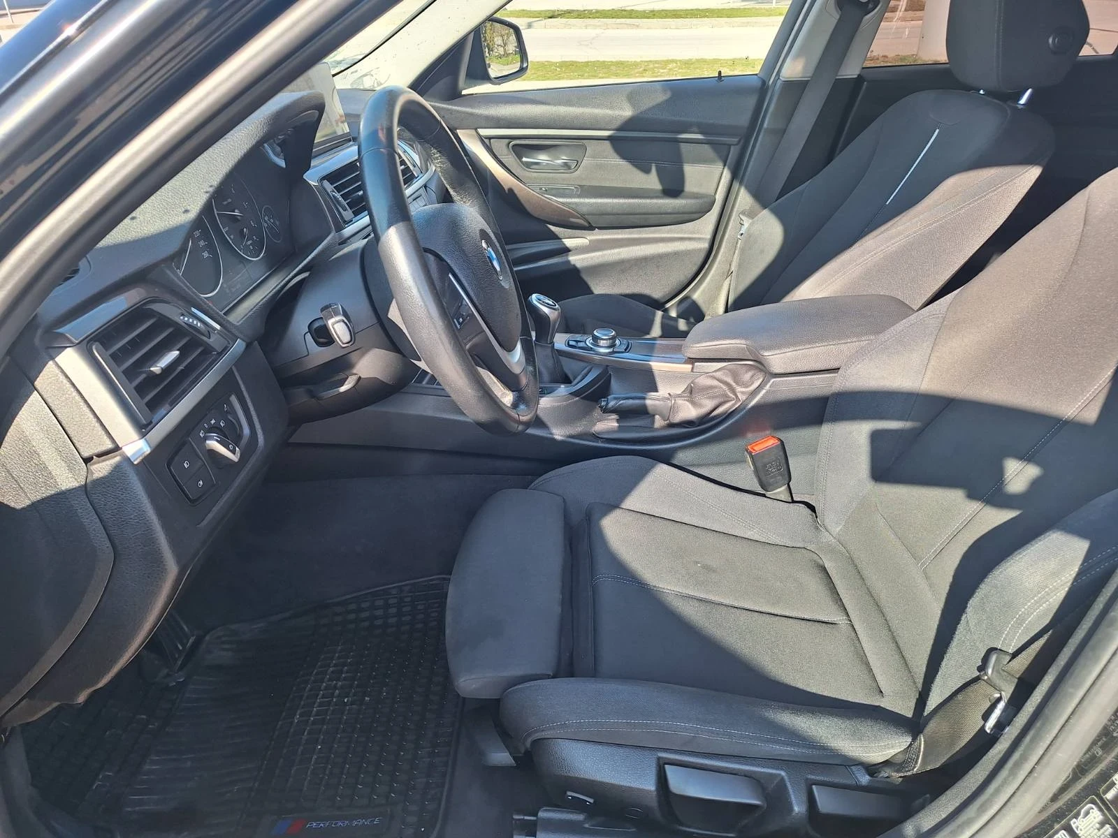 BMW 320 320D XD 184 LED NAVI 4X4, снимка 6 - Автомобили и джипове - 54657764