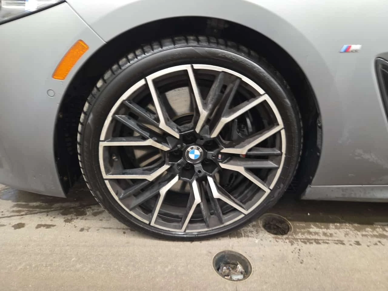 BMW 850  M850I XDRIVE | 4.4L | 360 | DISTRONIC | HEAD-UP , снимка 6 - Автомобили и джипове - 54945745