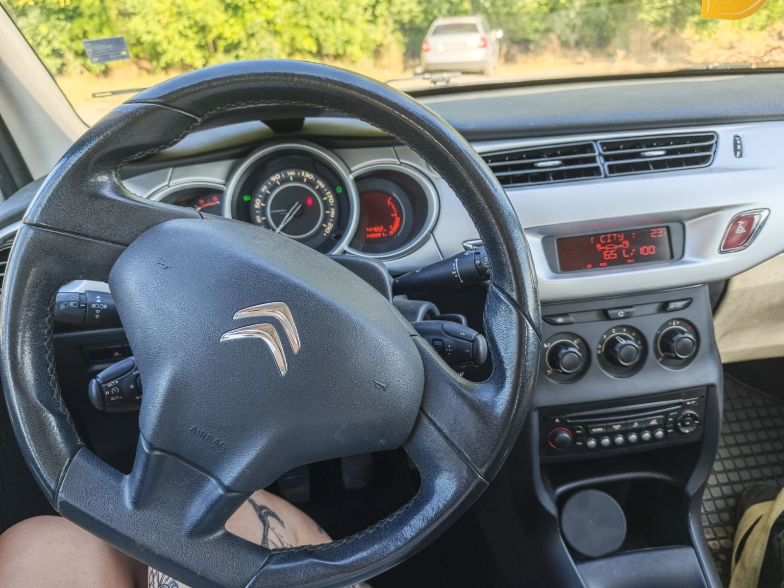 Citroen C3 1.4Hdi, снимка 13 - Автомобили и джипове - 55423623