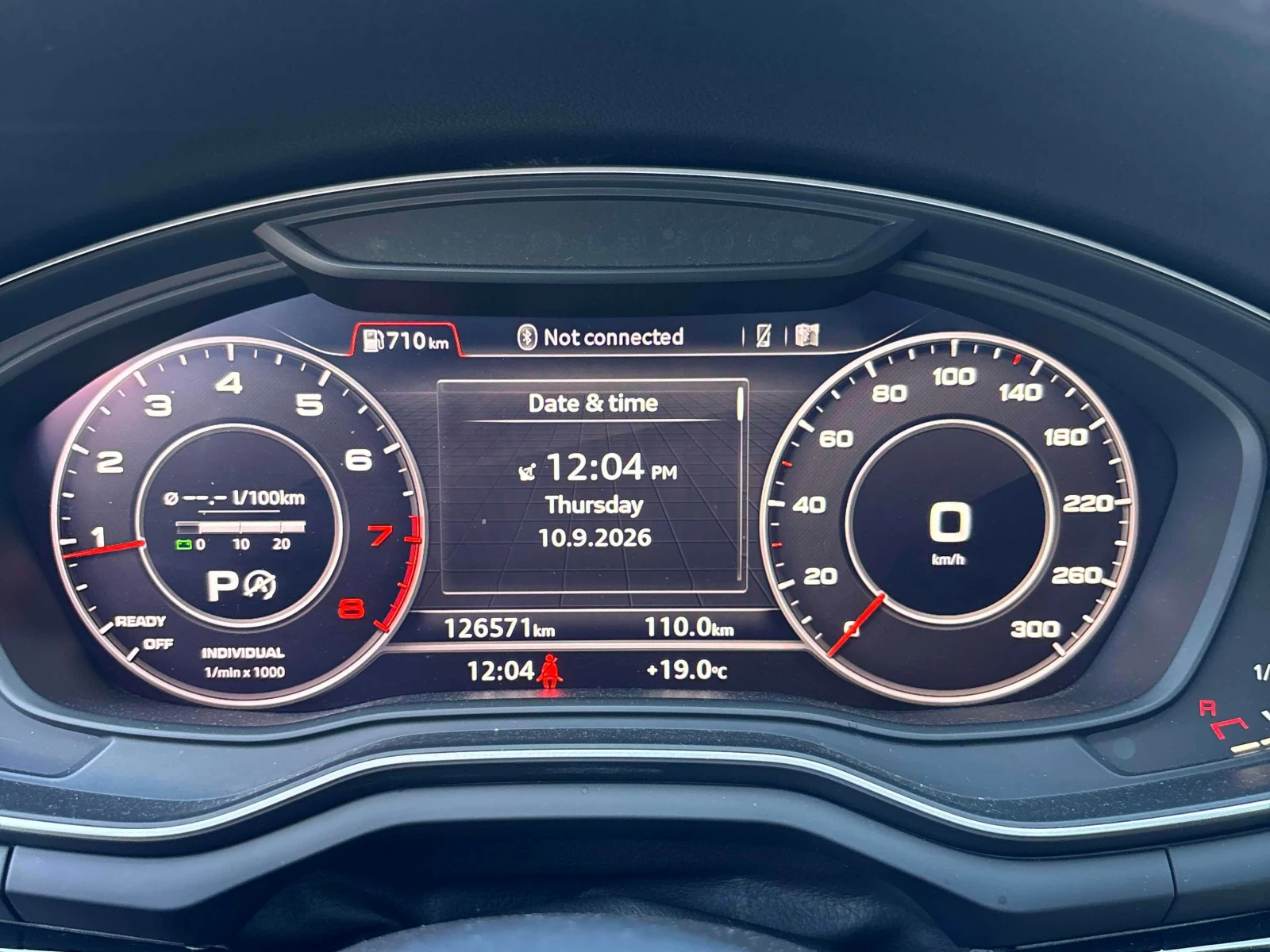 Audi A4 TECHNIK * FULL S LINE* ДИСТРОНИК* 360 КАМЕРА*  , снимка 8 - Автомобили и джипове - 56024939