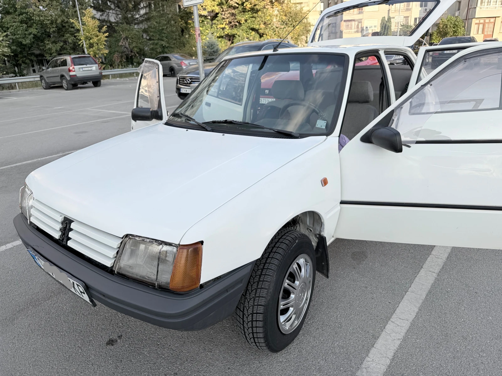 Peugeot 205 SRD, снимка 11 - Автомобили и джипове - 56541650