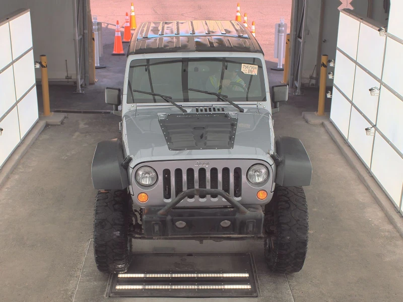 Jeep Wrangler 2014 Jeep Wrangler Unlimited Rubicon, снимка 2 - Автомобили и джипове - 48422699