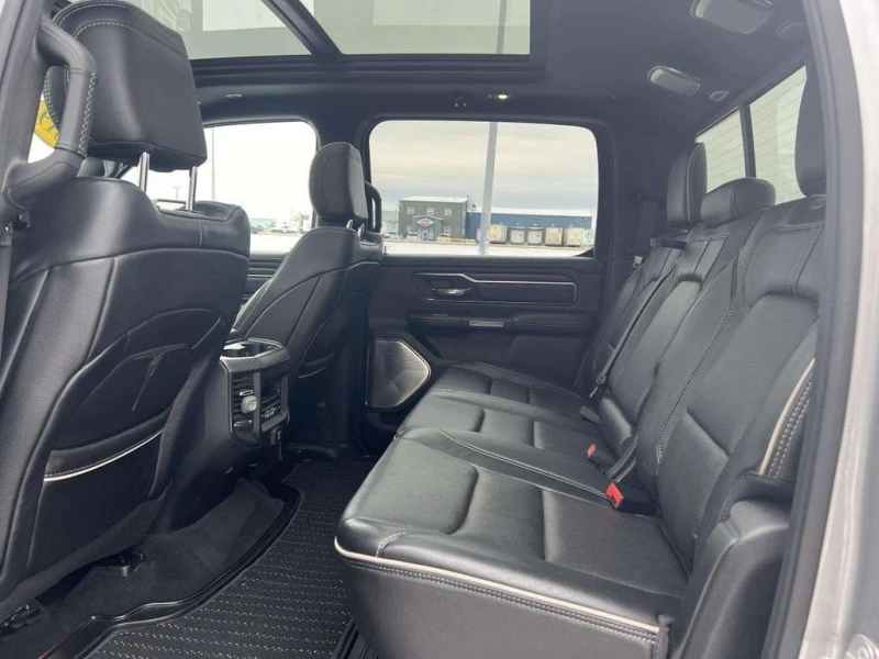 Dodge RAM 1500 * Limited * CARFAX * БЕЗ ПЪРВОНАЧАЛНА ВНОСКА, снимка 12 - Автомобили и джипове - 53087226