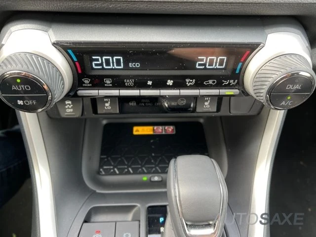 Toyota Rav4 * 2.5* ТЕАМ D* HYBRID* NAVI* CARPLAY* LED* CAM* , снимка 12 - Автомобили и джипове - 48142394