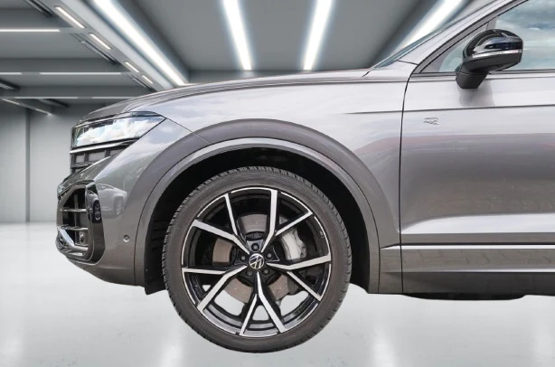 VW Touareg 3.0 TSI 4Motion = R-line= Black Style Гаранция - изображение 4