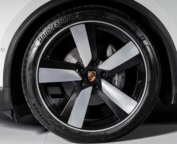 Porsche Macan 4 - изображение 6