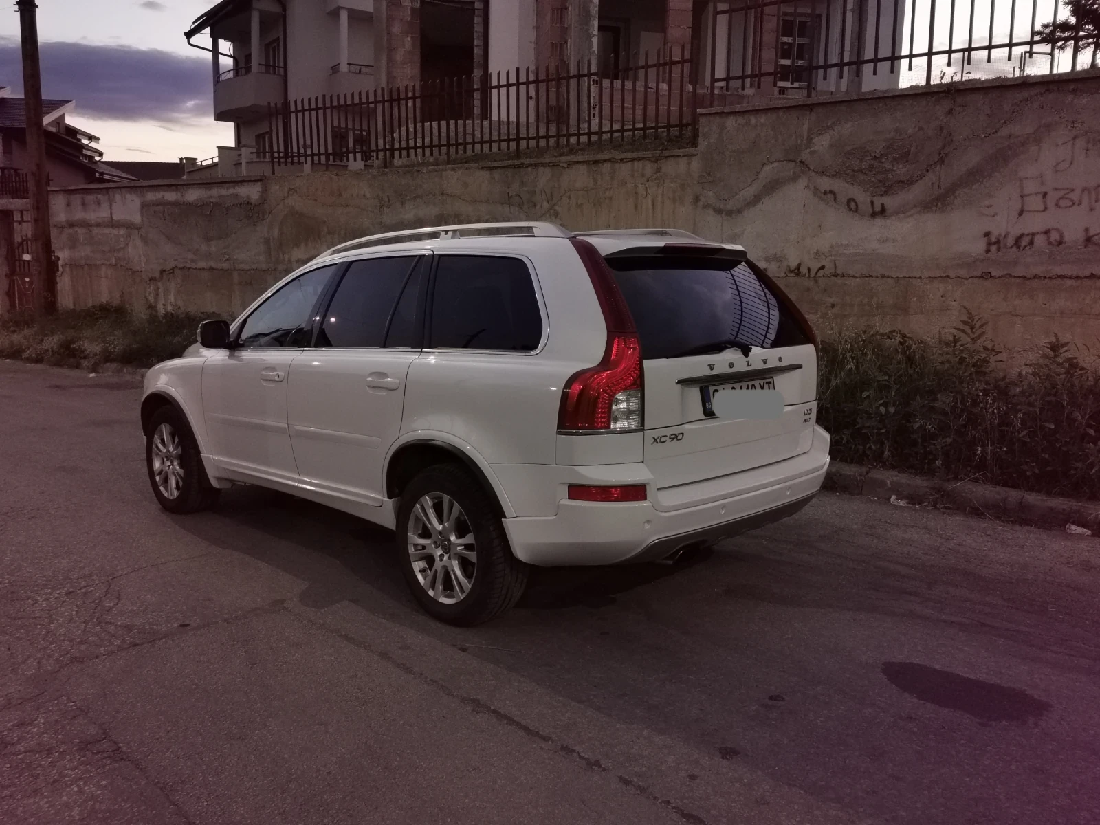 Volvo Xc90 D5 - изображение 3