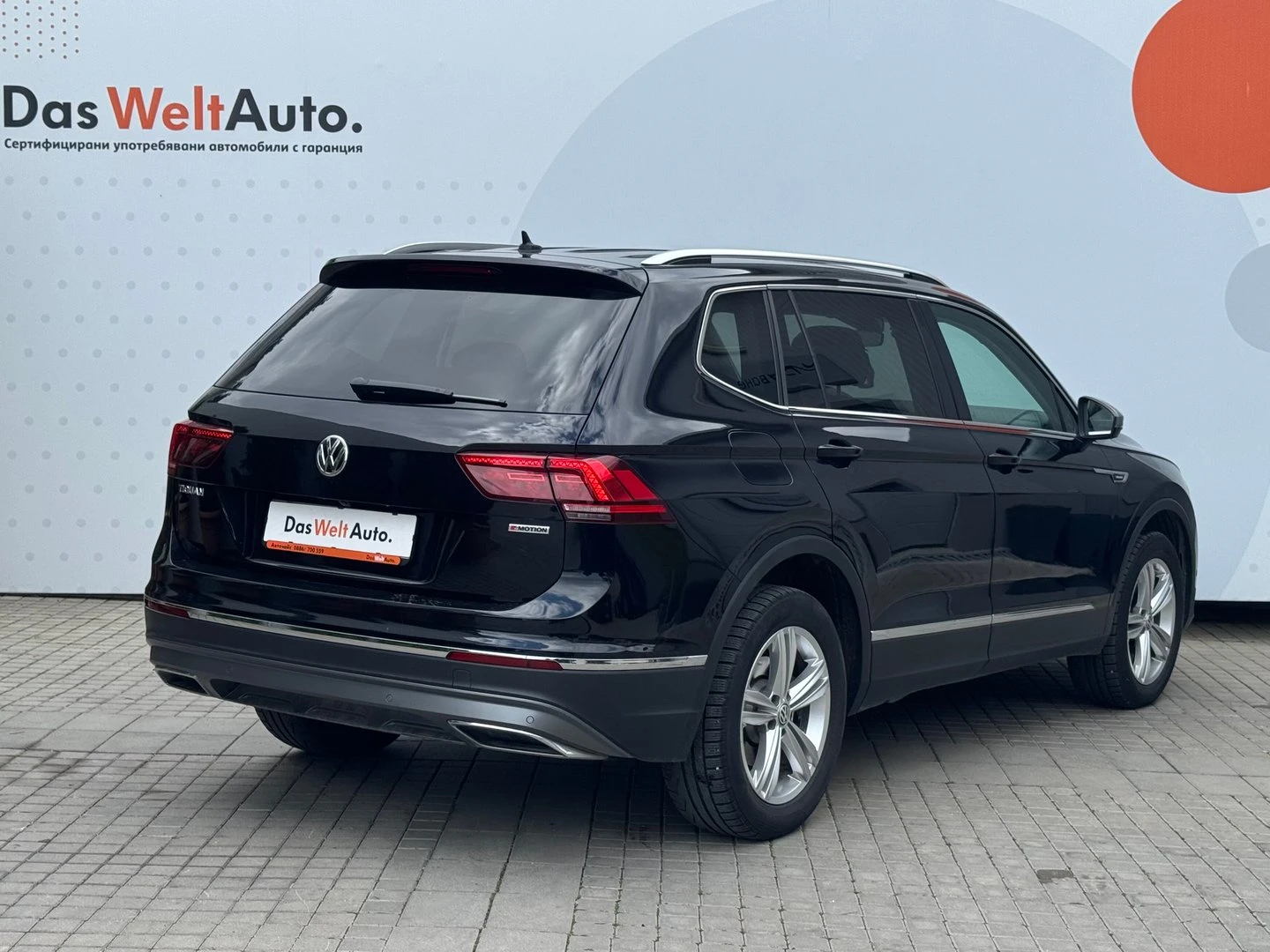 VW Tiguan LWB Highline 2.0TDI 4MOTION BMT - изображение 3