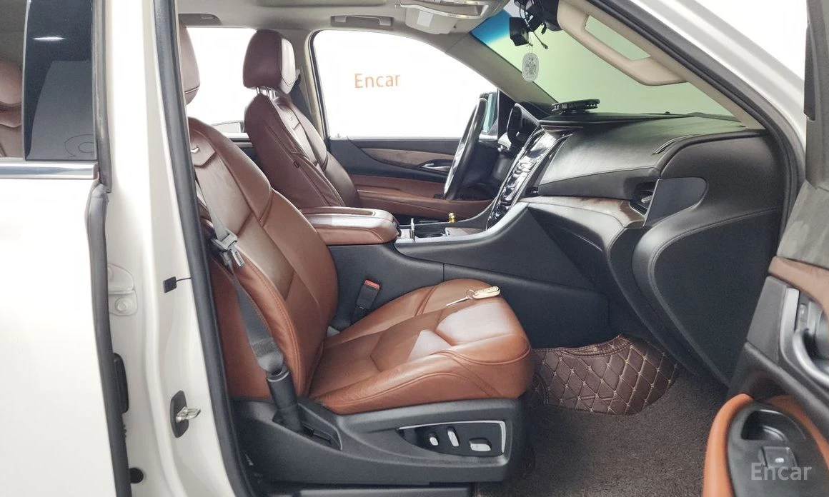 Cadillac Escalade 6.2* V8* ПОДГРЕВ* ОБДУХВАНЕ* МАСАЖ* КЕЙЛЕС* КАМЕРА, снимка 13 - Автомобили и джипове - 54219424