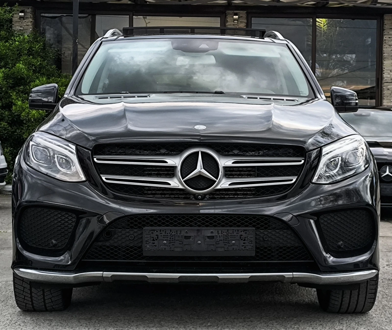 Mercedes-Benz GLE 350 D AMG-LINE 9G 4-MATIC ПАНОРАМА , снимка 2 - Автомобили и джипове - 54247718