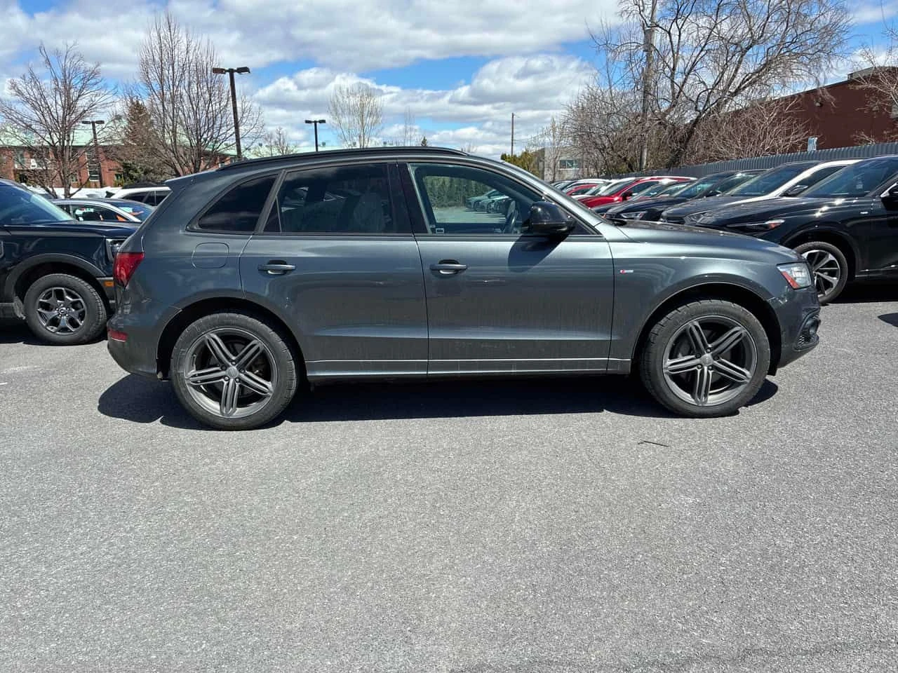 Audi Q5  3.0T Technik S-LINE | PANO | ПОДГРЕВИ , снимка 4 - Автомобили и джипове - 54642669