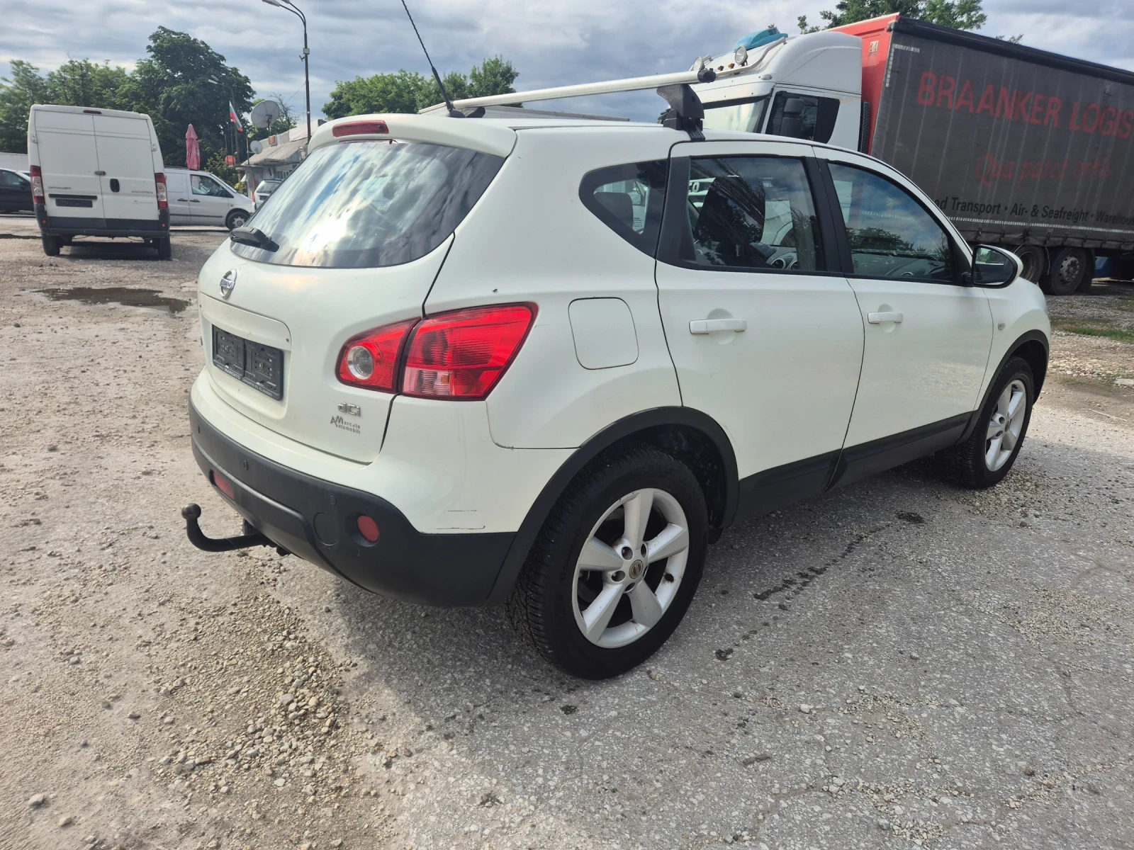 Nissan Qashqai 1.5DCI, 103k.c, снимка 4 - Автомобили и джипове - 54889715