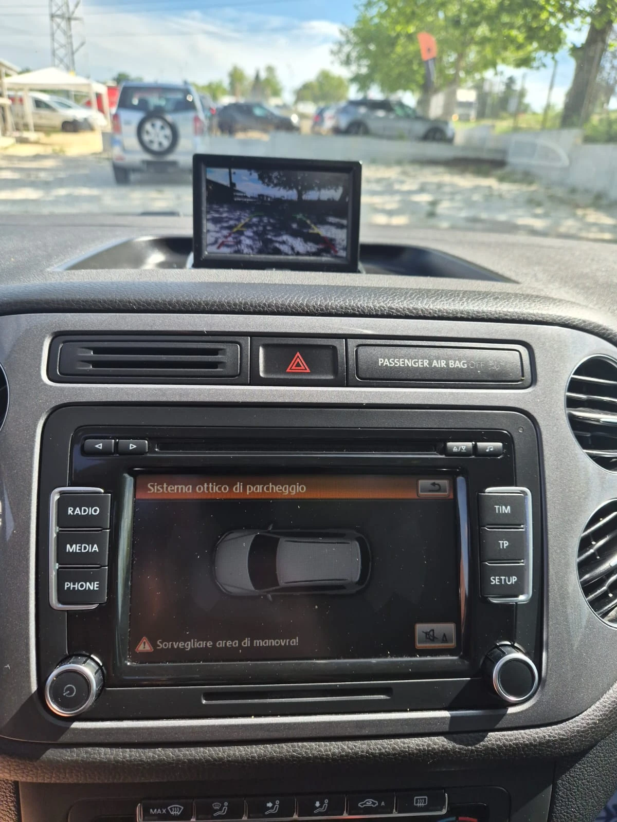VW Tiguan 2.0 TDI BLUE MOTION/CAM., снимка 12 - Автомобили и джипове - 54945912