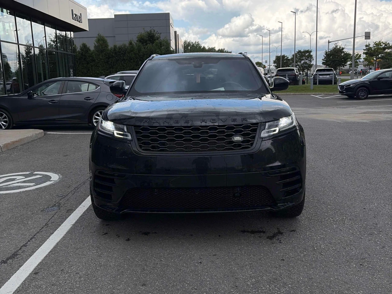 Land Rover Range Rover Velar * R Dynamic S * CARFAX * ЦЕНА ДО БГ, снимка 2 - Автомобили и джипове - 55804393