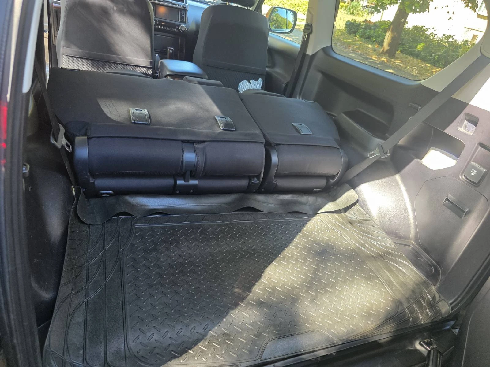 Toyota Land cruiser 150, снимка 13 - Автомобили и джипове - 56159917