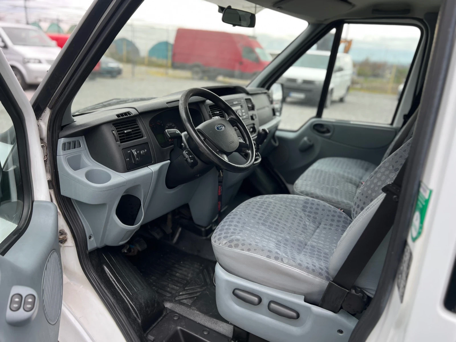 Ford Transit  - изображение 8