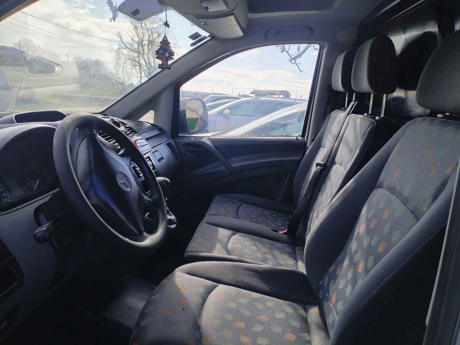 Mercedes-Benz Vito 2.2 CDI 646 6ск 90коня, снимка 13 - Бусове и автобуси - 54009984