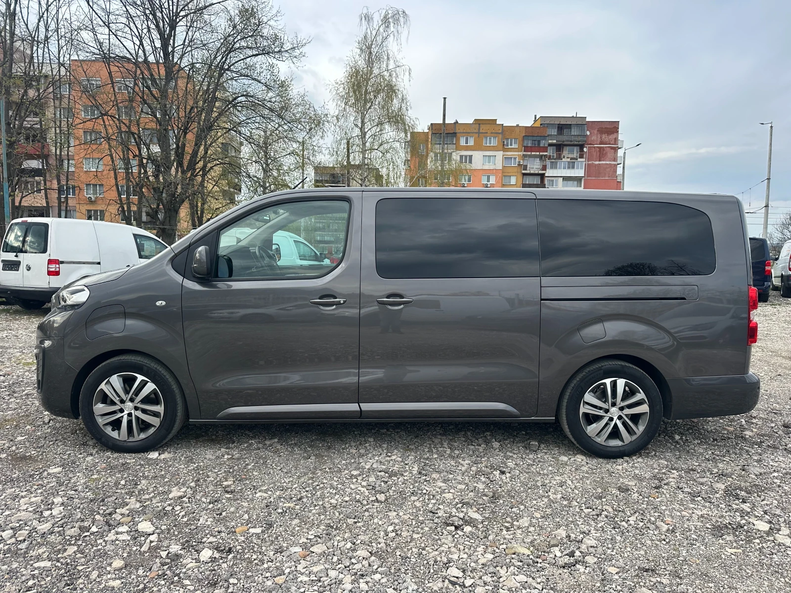 Peugeot Traveller Електрически-ГАРАНЦИОНЕН, снимка 2 - Бусове и автобуси - 54163608