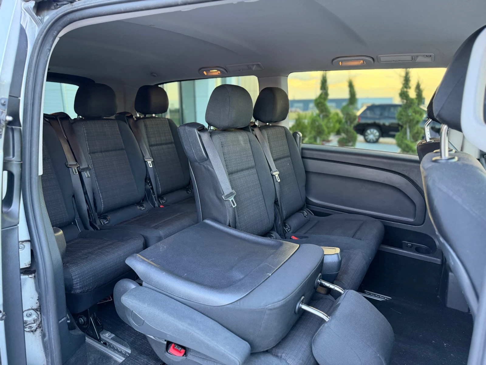 Mercedes-Benz Vito Tourer 2.2 114CDI 136кс. 2018г. Long, снимка 15 - Бусове и автобуси - 54990996