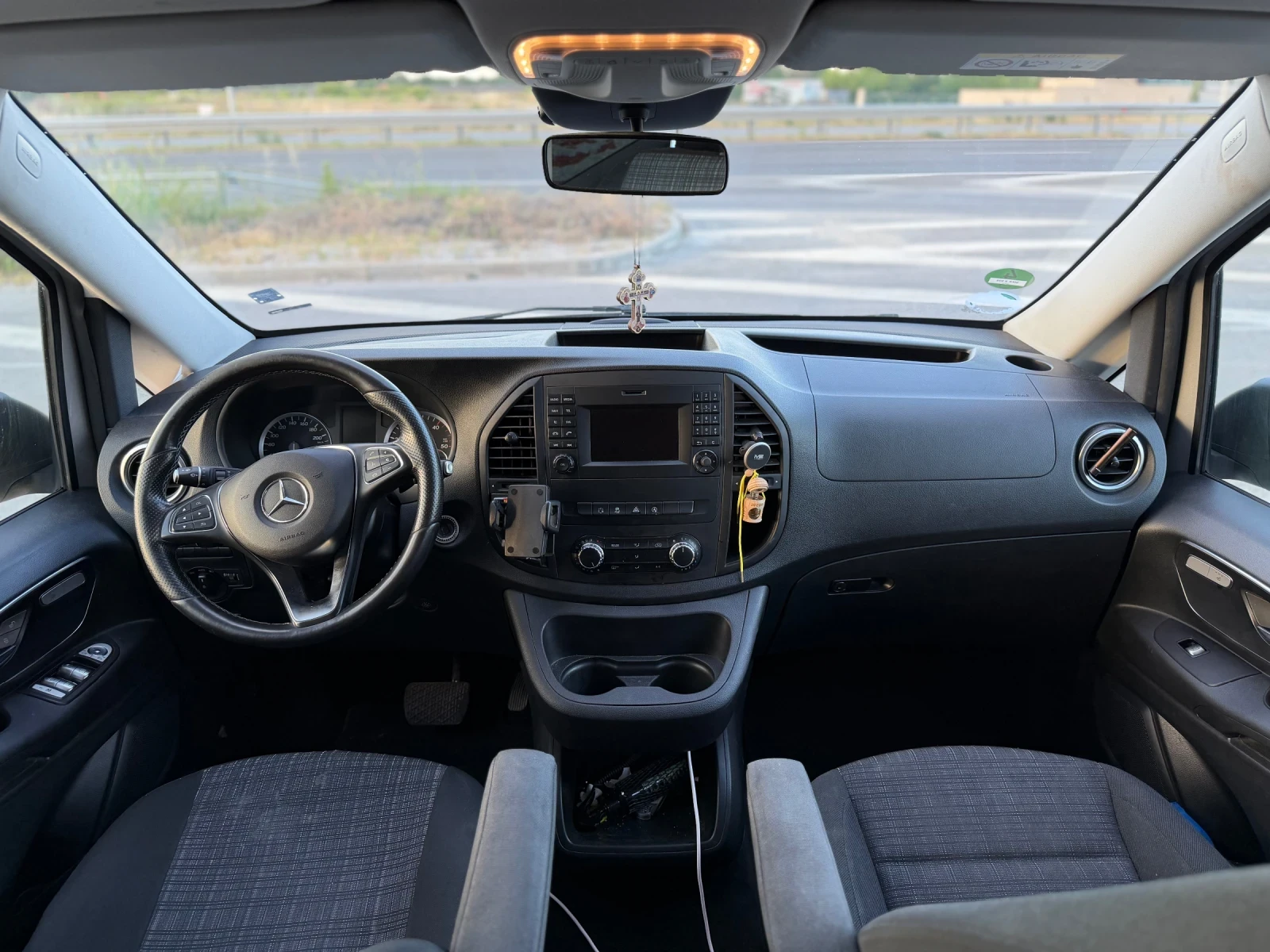 Mercedes-Benz Vito Tourer 2.2 114CDI 136кс. 2018г. Long, снимка 10 - Бусове и автобуси - 54990996