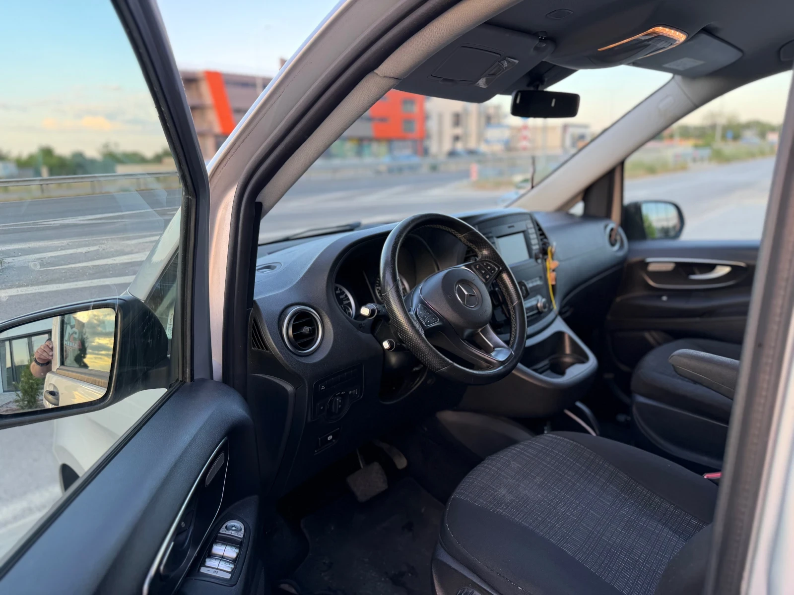 Mercedes-Benz Vito Tourer 2.2 114CDI 136кс. 2018г. Long, снимка 9 - Бусове и автобуси - 54990996