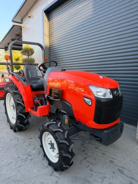 Трактор Kubota FT25 НЕРАЗЛИЧИМ ОТ НОВ, снимка 2