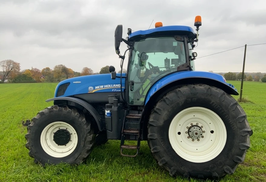 ������� New Holland T7.235 | Mobile.bg � ����������� 2