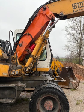  Liebherr A900B | Mobile.bg    5