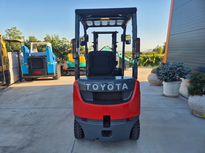 Мотокар Toyota * ДИЗЕЛ * ПОСЛЕДЕН МОДЕЛ * ПЕРФЕКТЕН * , снимка 4 - Индустриална техника - 49503971