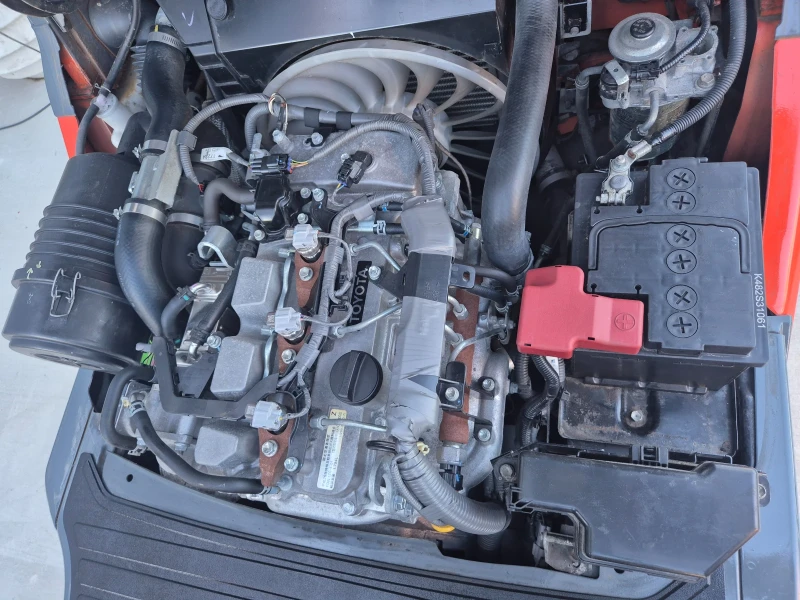 Мотокар Toyota * ДИЗЕЛ * ПОСЛЕДЕН МОДЕЛ * ПЕРФЕКТЕН * , снимка 16 - Индустриална техника - 49503971