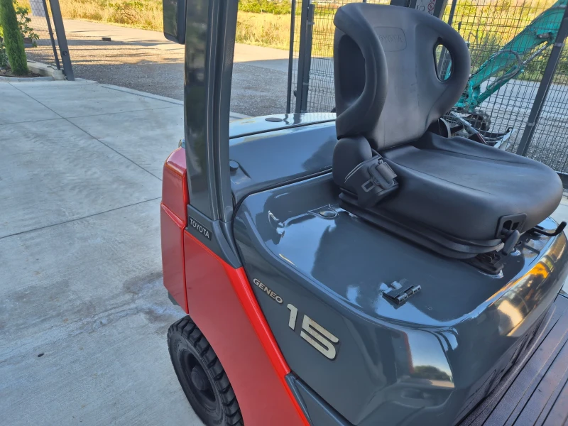 Мотокар Toyota * ДИЗЕЛ * ПОСЛЕДЕН МОДЕЛ * ПЕРФЕКТЕН * , снимка 12 - Индустриална техника - 49503971