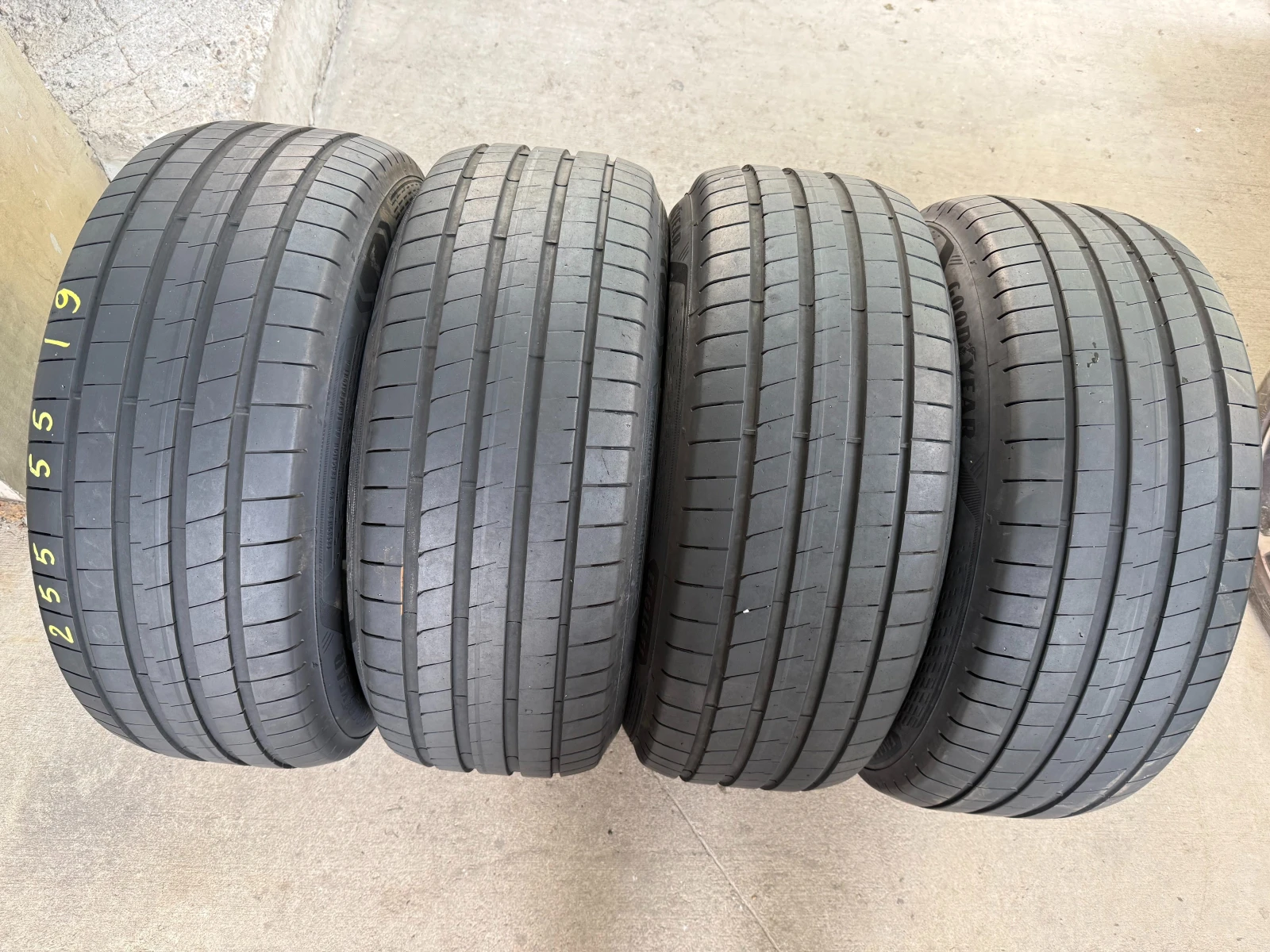 Гуми Летни 255/55R19