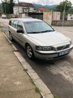 Volvo V70 2.4D5, снимка 7 - Автомобили и джипове - 53610692